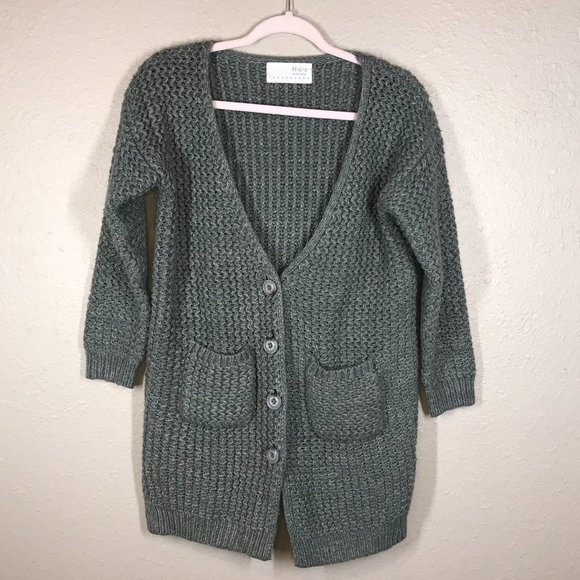 H G G Korea Design Gray Heavy Knit V-Neck Button Front Cardigan - Picture 1 of 8